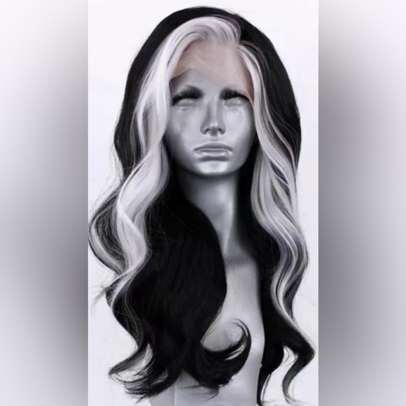 ✨22” BLACK & WHITE SKUNK STRIPE BODY WAVYLACE FRONT WIG💫 NEW